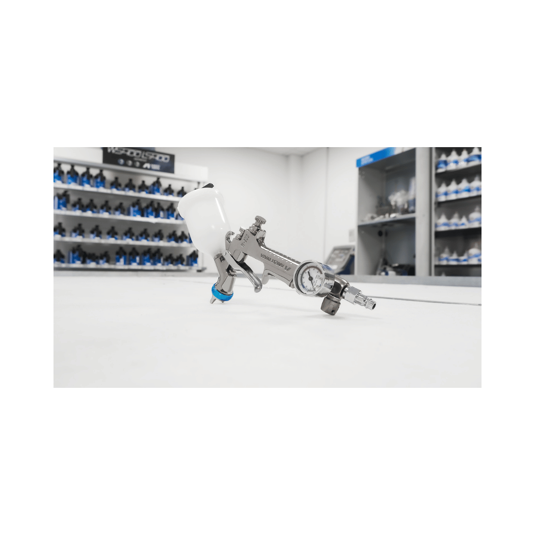 Anest Iwata W-300 WB Spray Gun (1.0mm - 1.4mm Nozzle Size + 200ml - 600ml Cup)