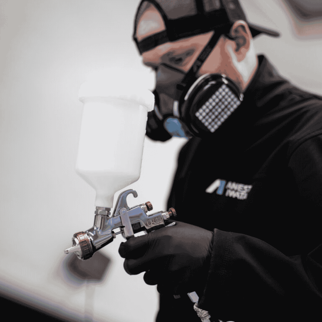 Anest Iwata W-400 Classic Plus Spray Gun (1.0mm - 2.0mm Nozzle Size + 200ml-600ml Cup)